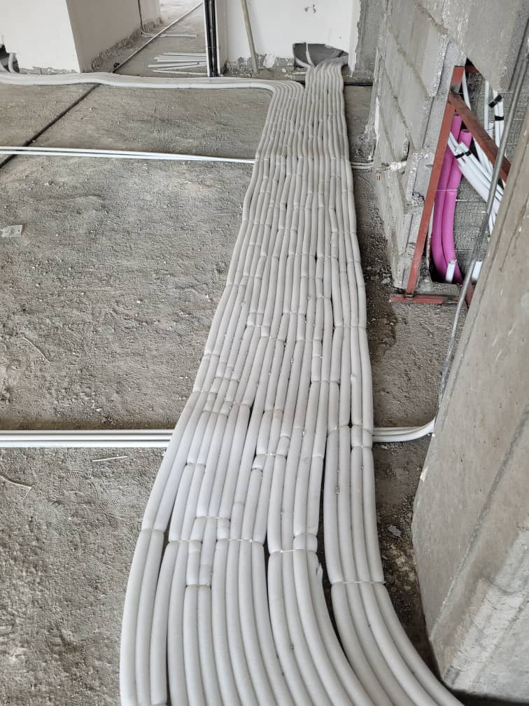 تاسیسات لوله کشی ساختمان به مدیریت آقای خسرو مولوی در نهاوند